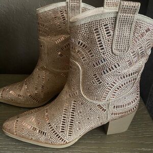 Azalea Wang, “Hania” Crystal Embellished Western Boots, Size 7.5